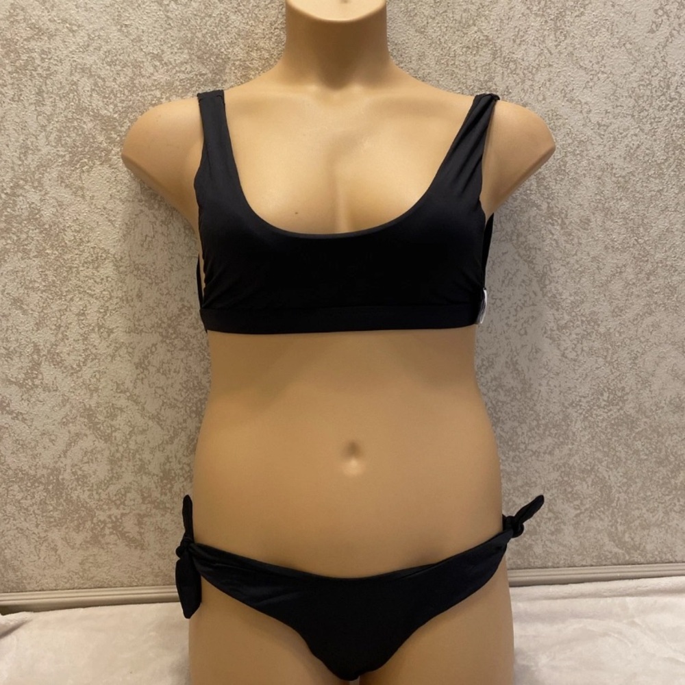 Dippin' Daisy's Classic Black Bikini